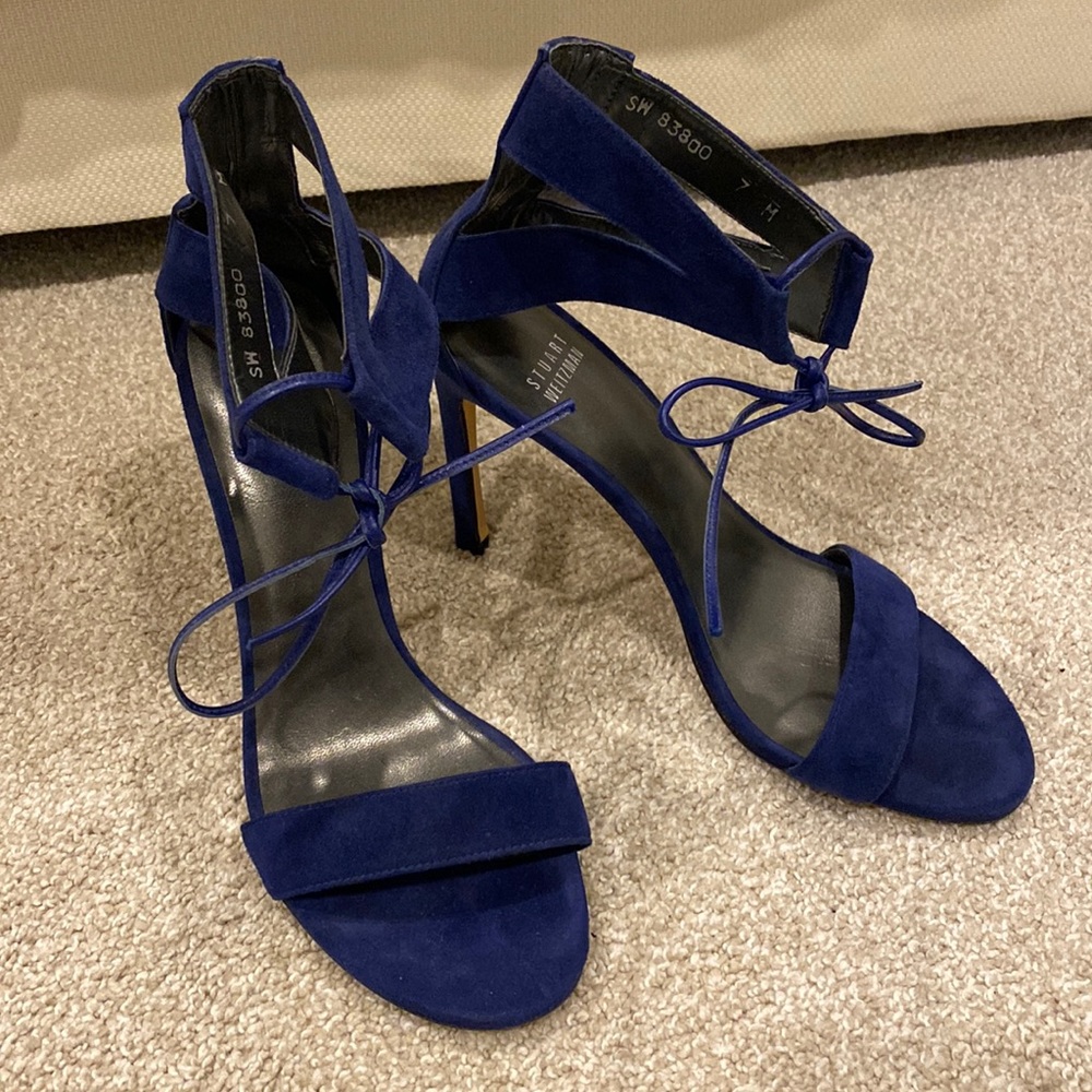 Stuart Weitzman size 7 royal blue suede heels